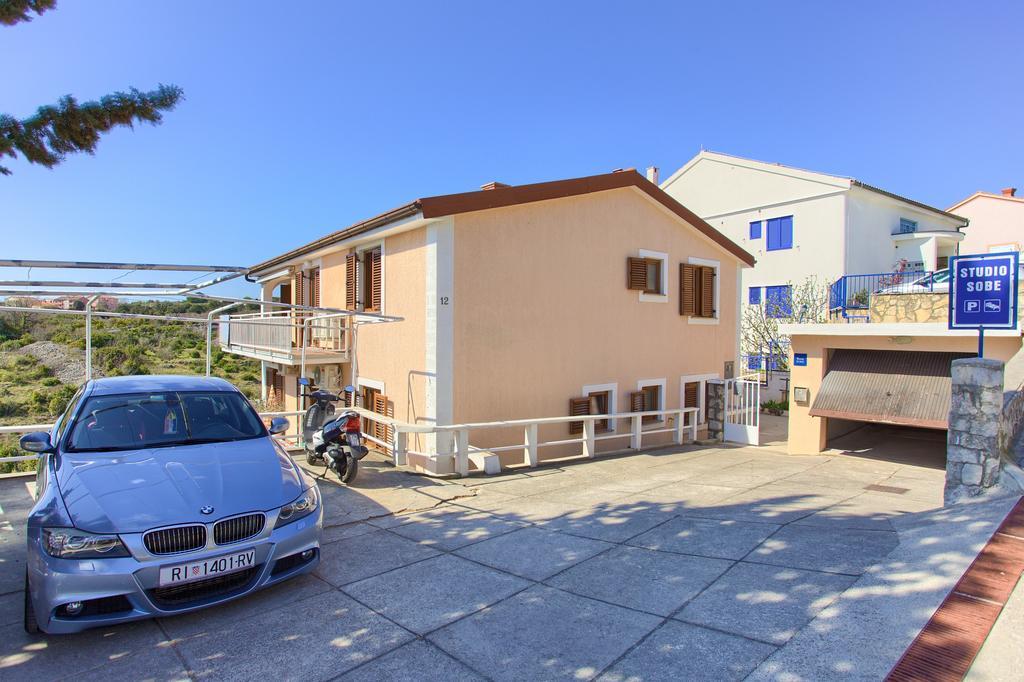 Nadija Studio Apartmani Krk Town Esterno foto