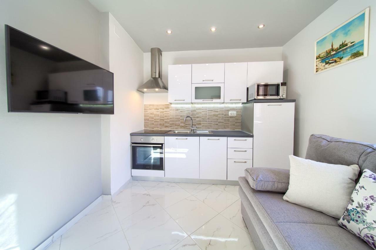 Nadija Studio Apartmani Krk Town Esterno foto