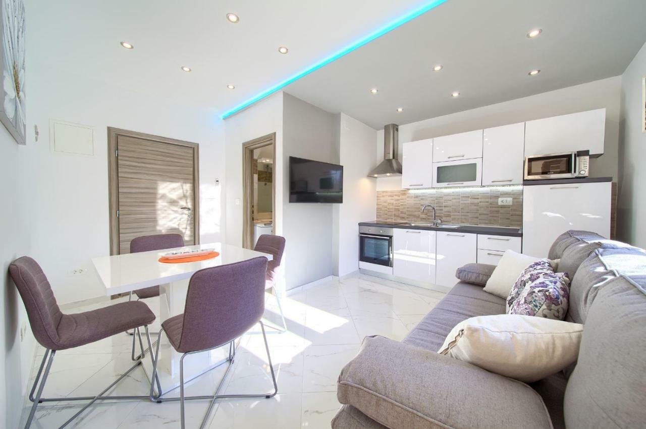 Nadija Studio Apartmani Krk Town Esterno foto