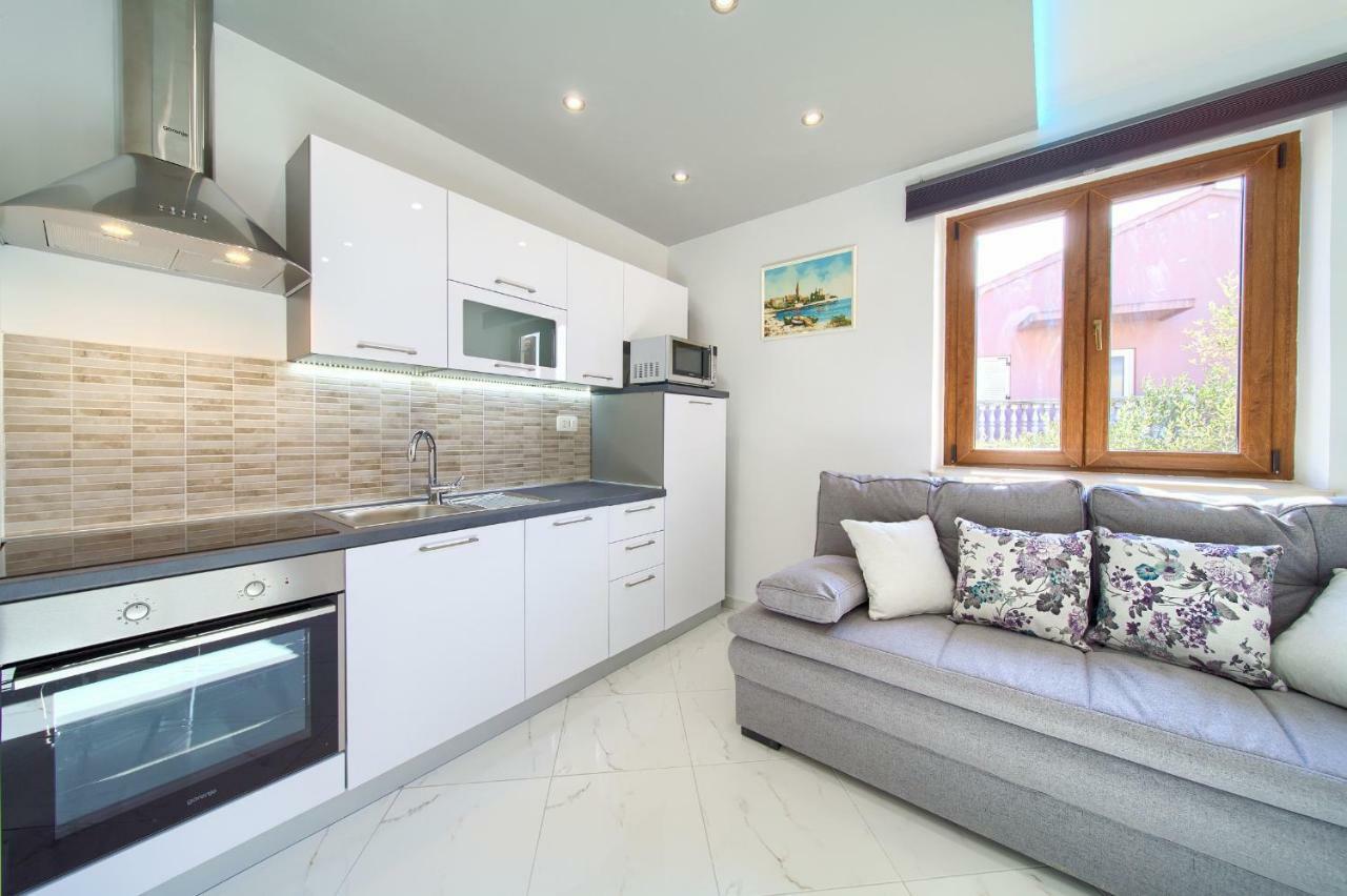 Nadija Studio Apartmani Krk Town Esterno foto