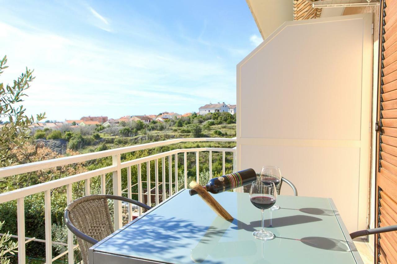 Nadija Studio Apartmani Krk Town Esterno foto
